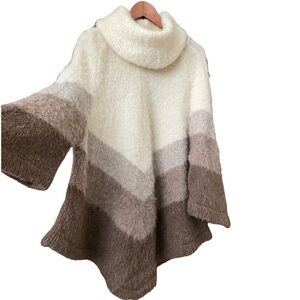 Icelandic wool vintage poncho sweater